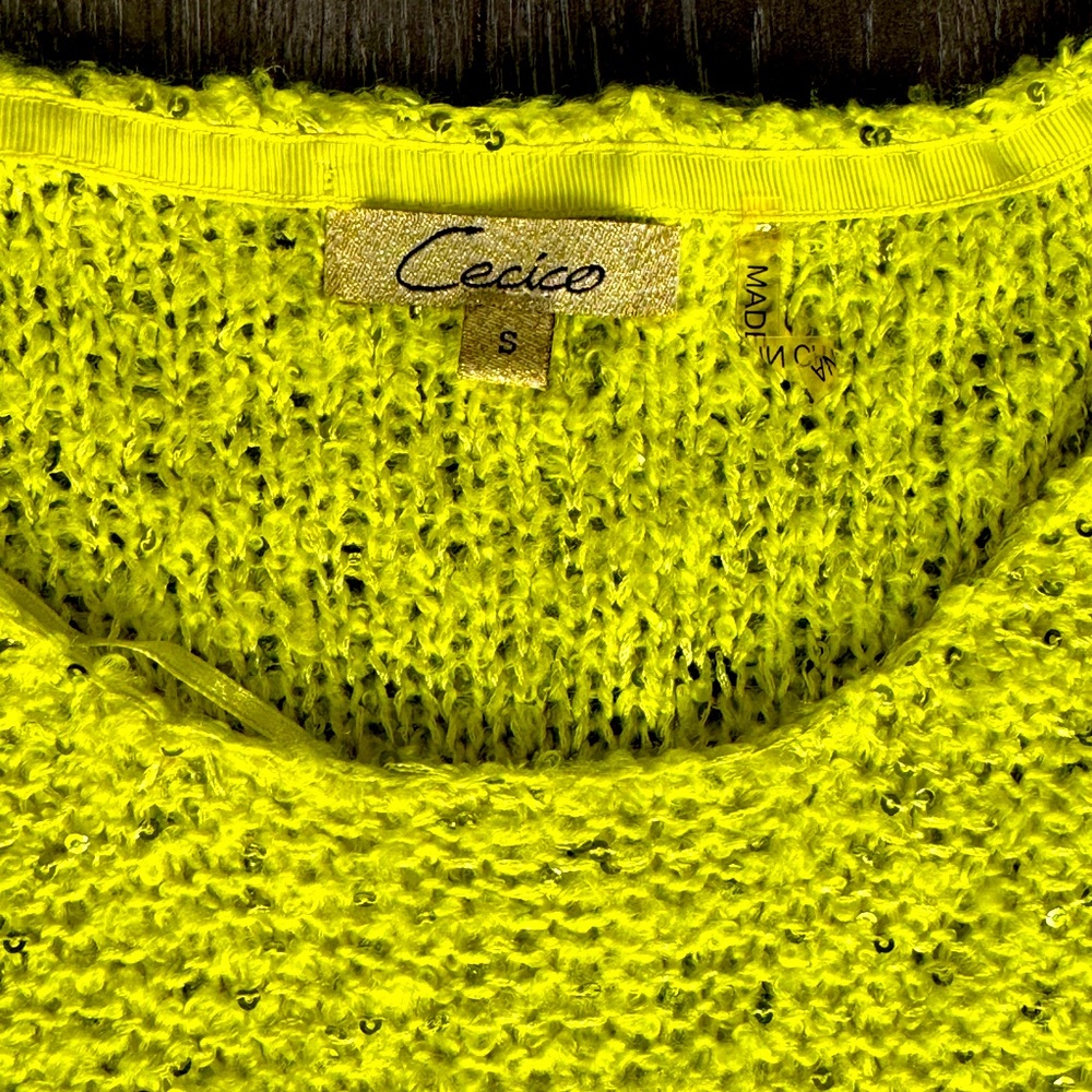 Color-block Sequined Sweater - Picture 4 of 6